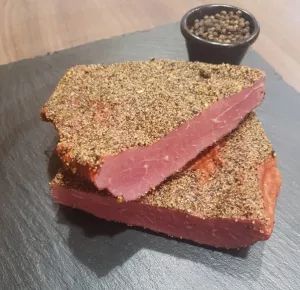 Hovězí pastrami v pepři